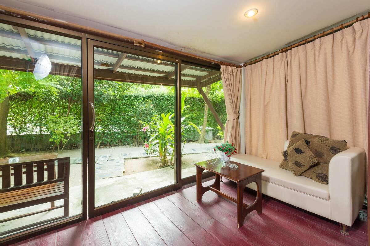 Casa de campo luxo, no jardim | 1 quarto, camas Select Comfort, frigobar, cofres nos quartos