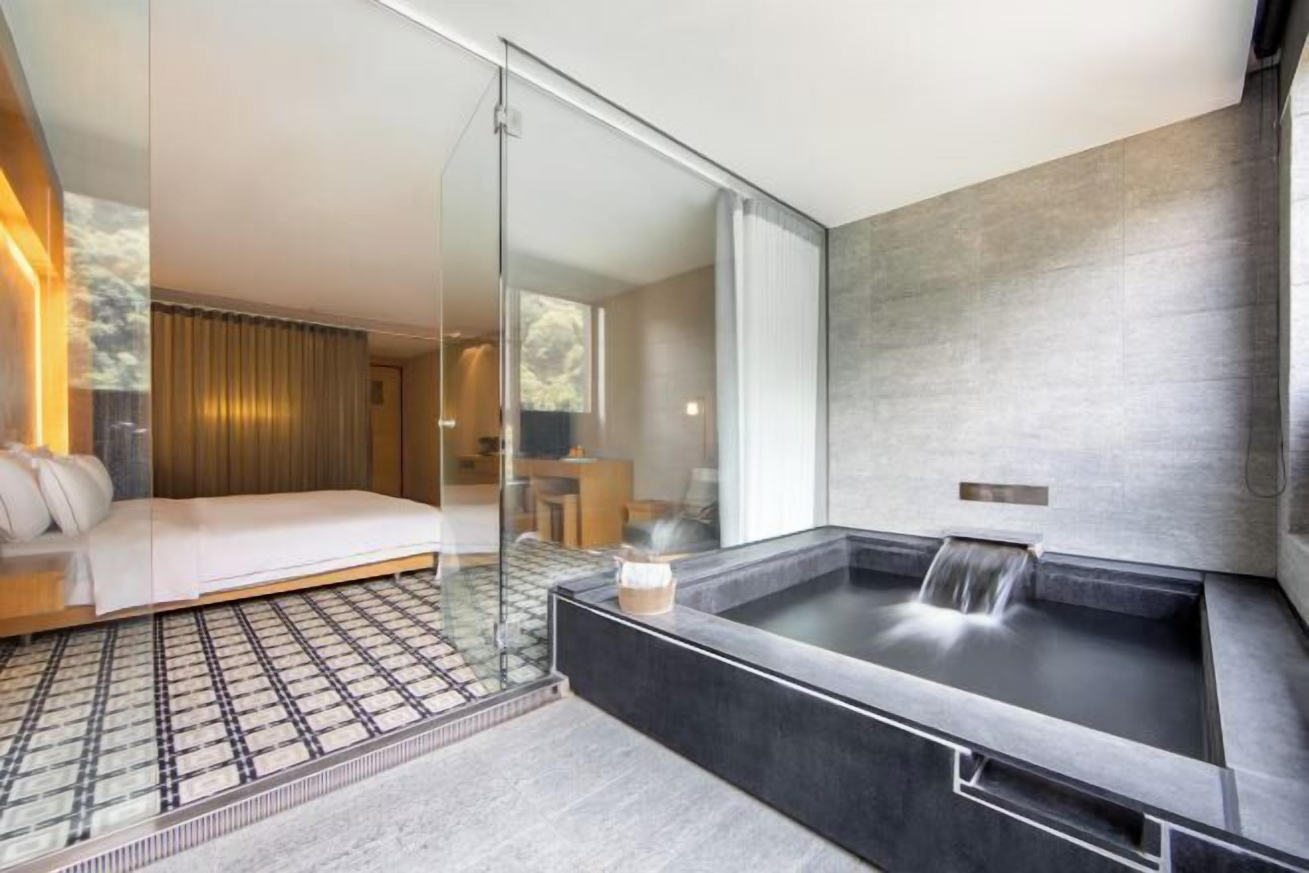 Premium bedding, down duvets, in-room safe, desk