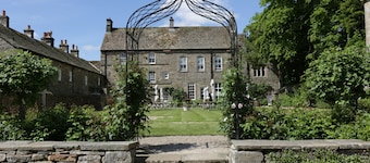 Lord Crewe Arms
