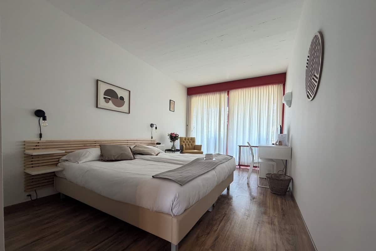 Comfort Double Room, 2 Single Beds