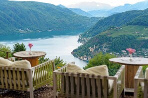 บริเวณภายนอก