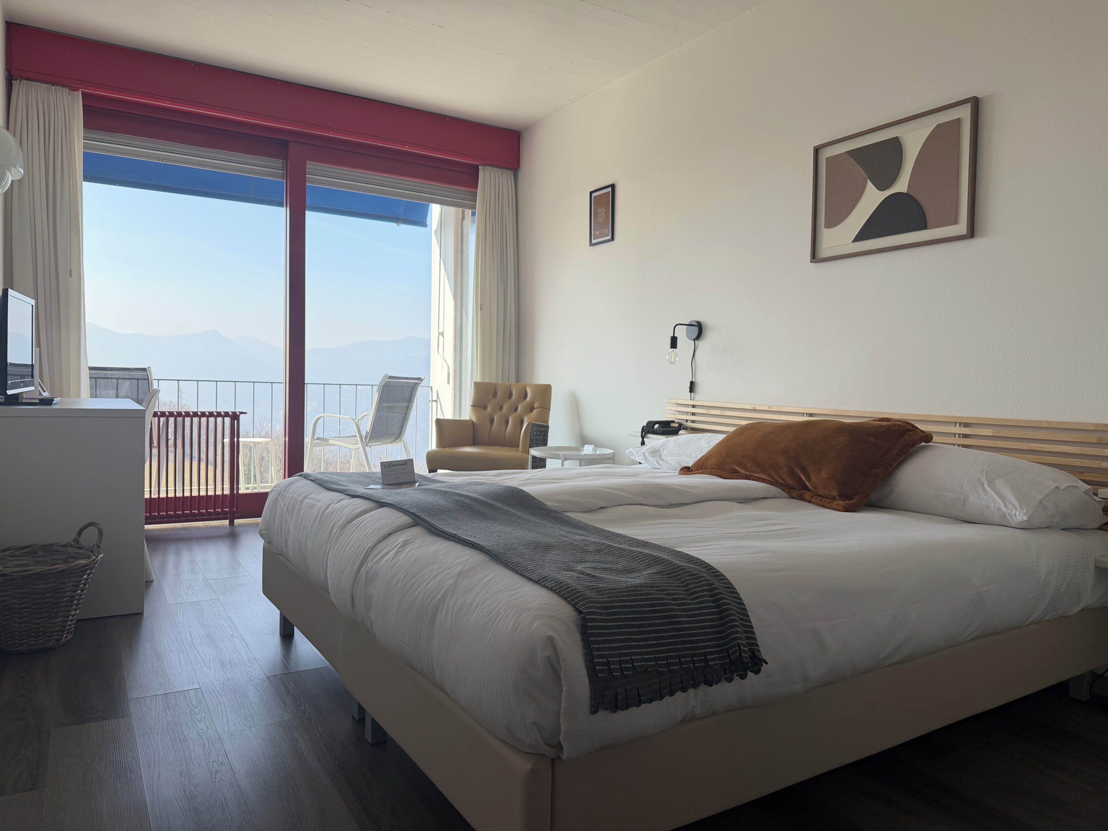 Comfort-Doppelzimmer, 2 Einzelbetten | Blick auf die Berge