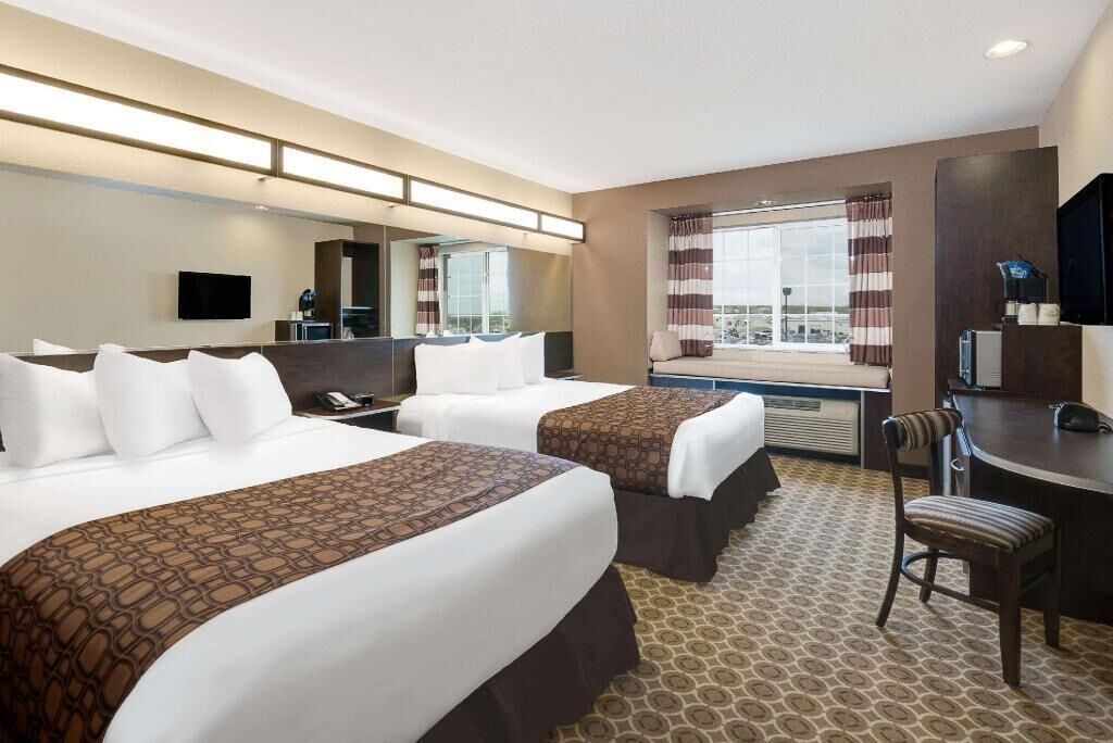 In-room safe, desk, iron/ironing board, free WiFi