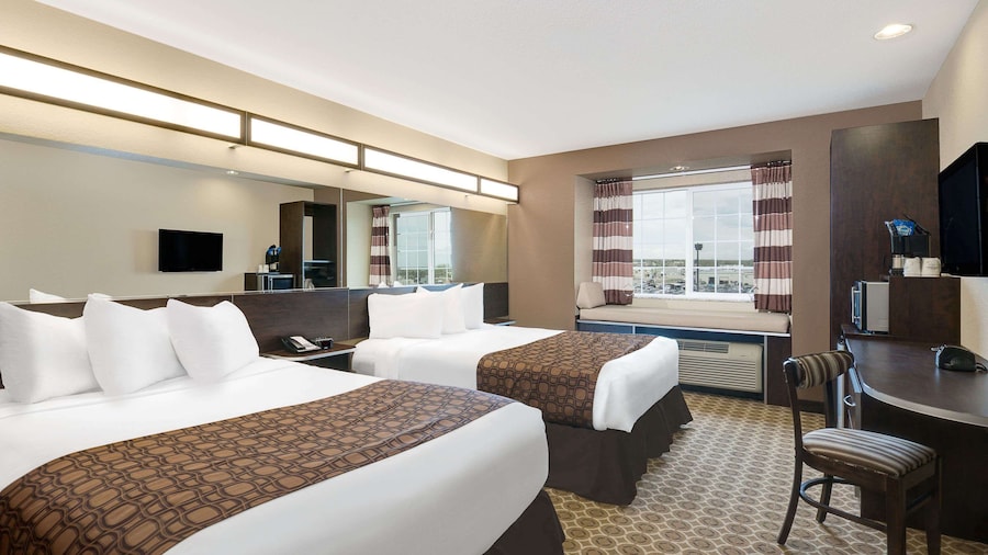 Microtel Inn & Suites by Wyndham Williston
