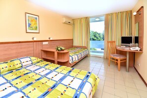 Minibar, Zimmersafe, Bügeleisen/Bügelbrett, kostenloses WLAN