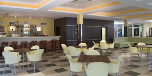 Lobby-Lounge