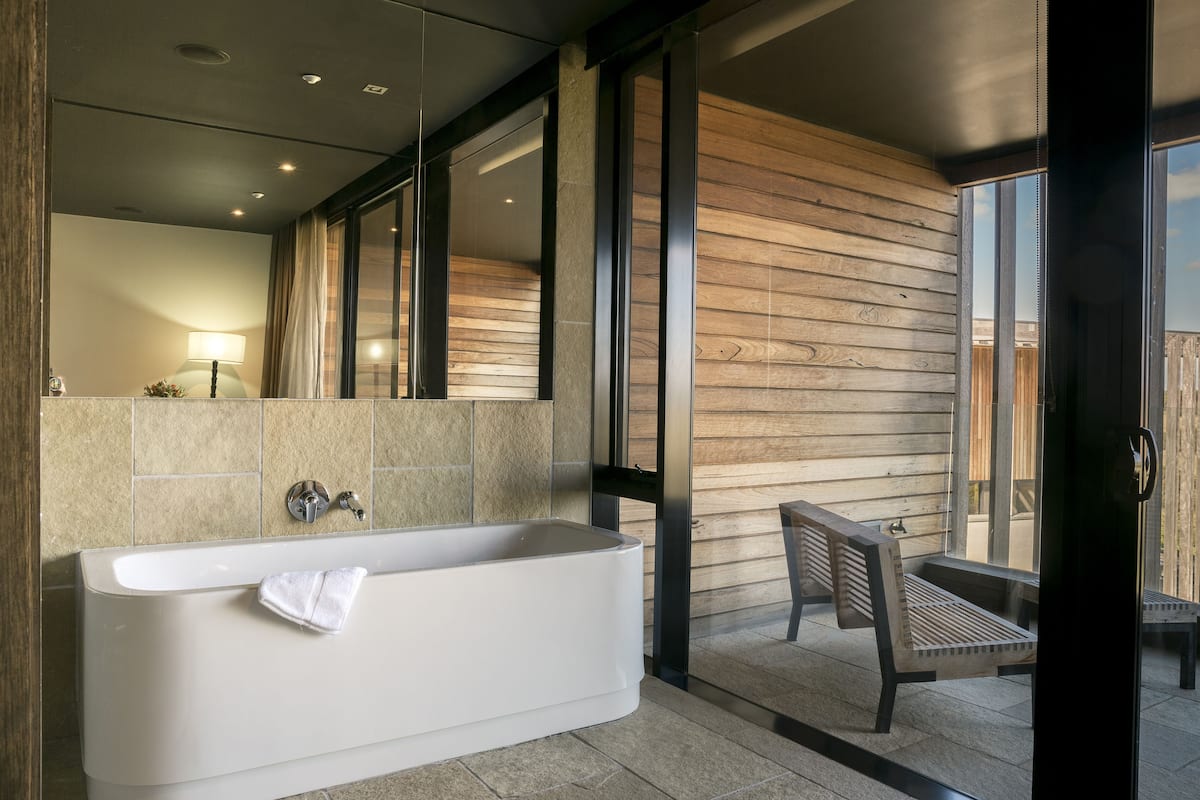 stay & bathe package | bathroom | designer toiletries, hair dryer, towels