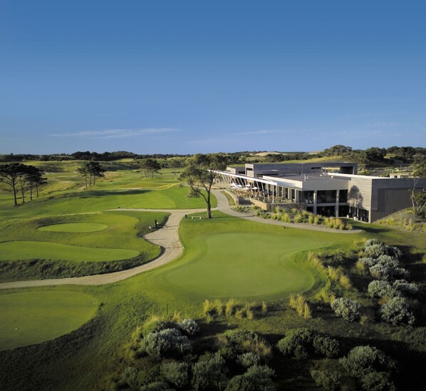 Bagian depan properti