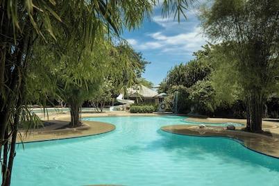 Almont Inland Resort