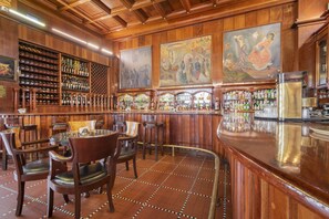 Se sirven desayunos, comidas y cenas