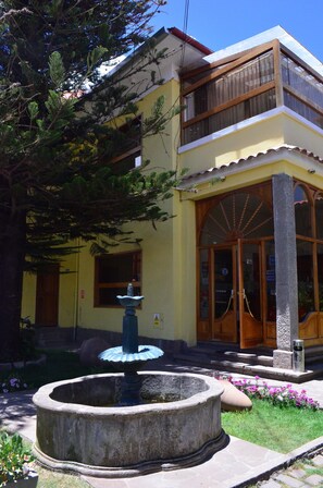 Front of property - Tierra del Sol (Cusco)