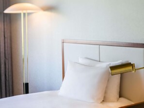 Couette en duvet d'oie, coffres-forts dans les chambres, bureau