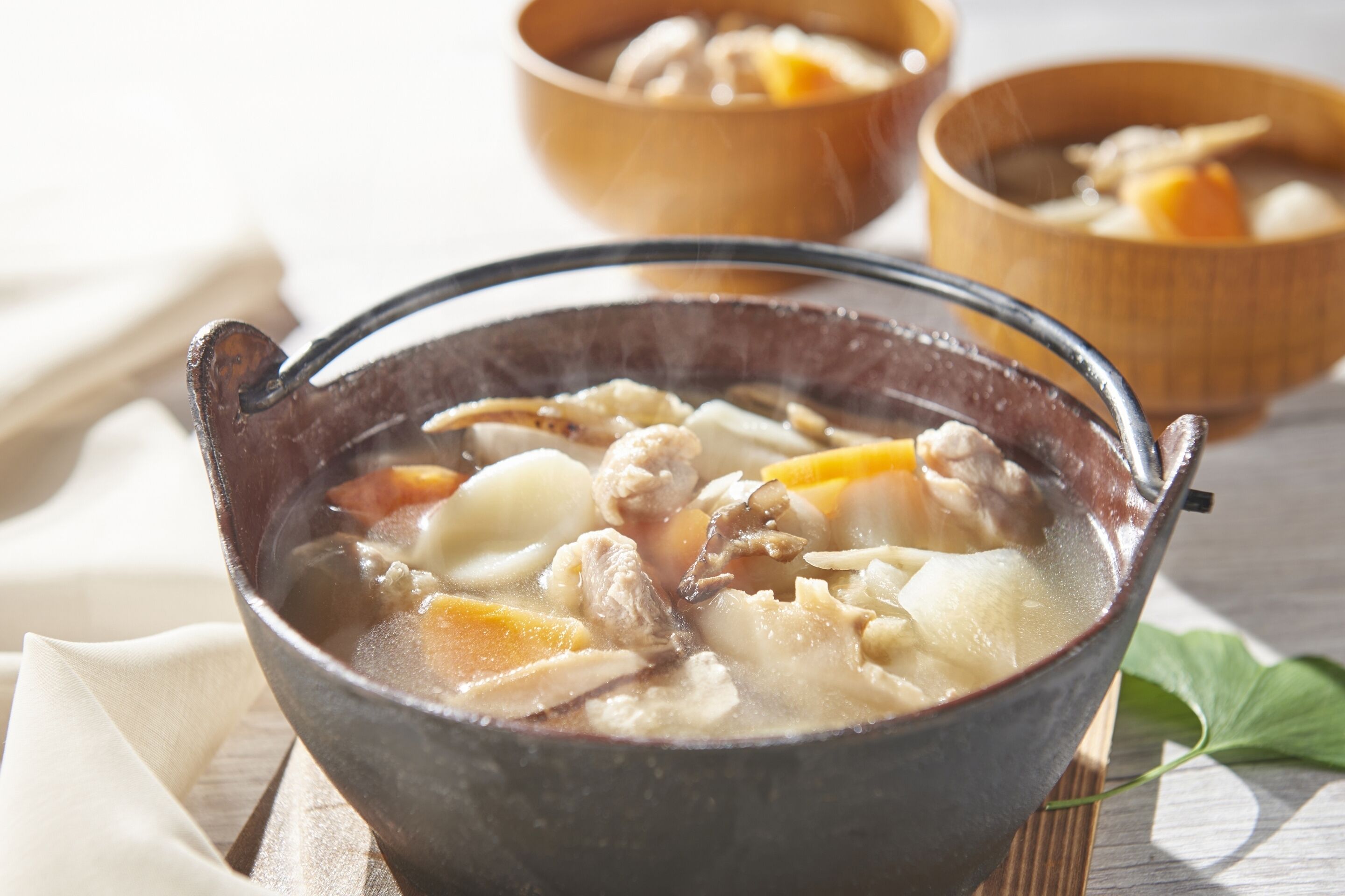 daily buffet breakfast (jpy 1870 per person)