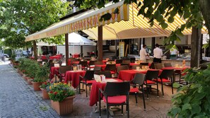 Local cuisine - Hotel Der Schütthof (Zell am See)