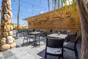 Terrace/patio - Knysna Log-inn (Knysna)