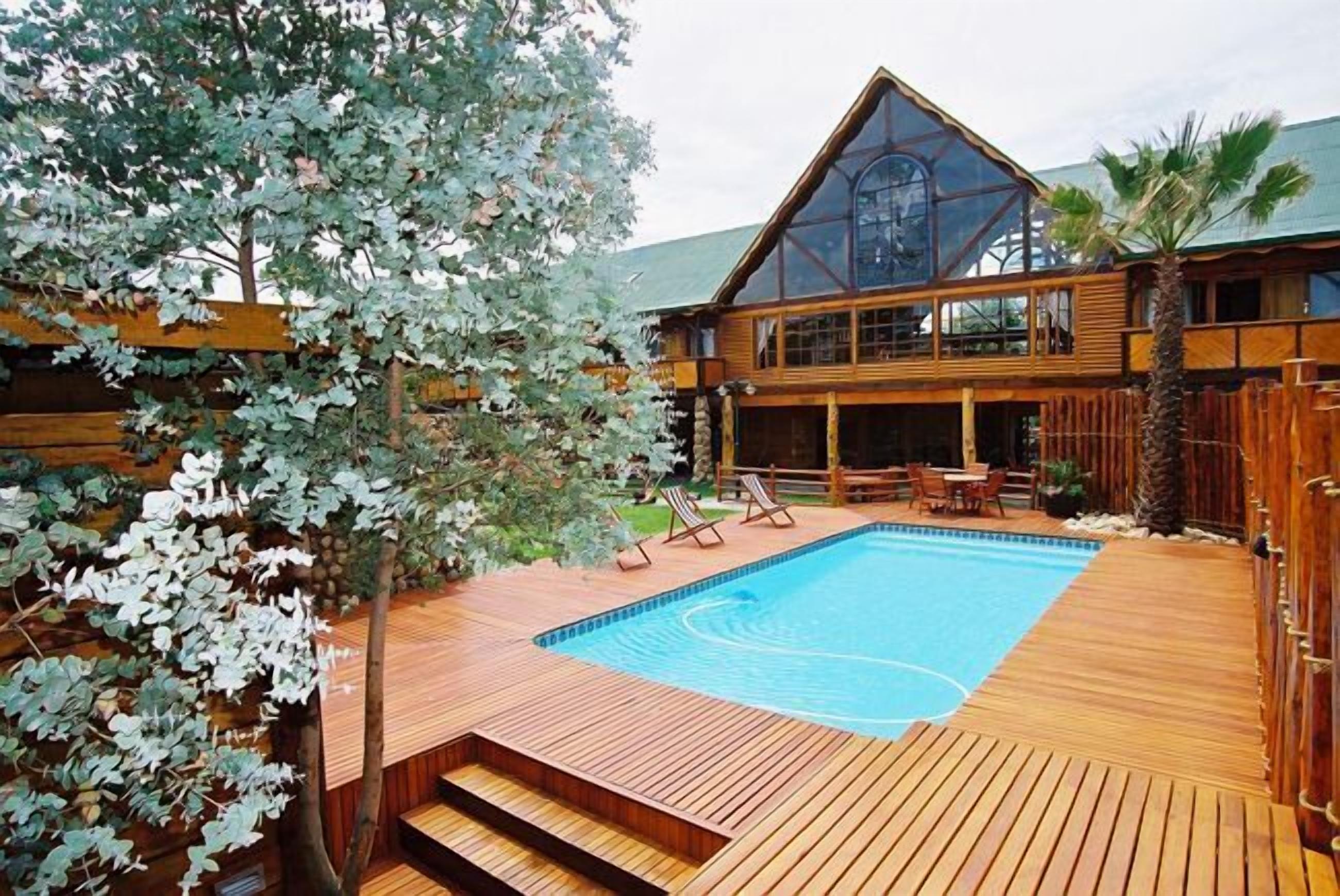 Kolam renang terbuka 