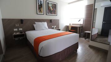 Traditional Room, 1 Queen Bed | View from room