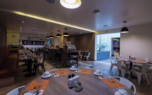 Breakfast, lunch, dinner served; local cuisine - Casa Andina Standard Trujillo Plaza (Trujillo)