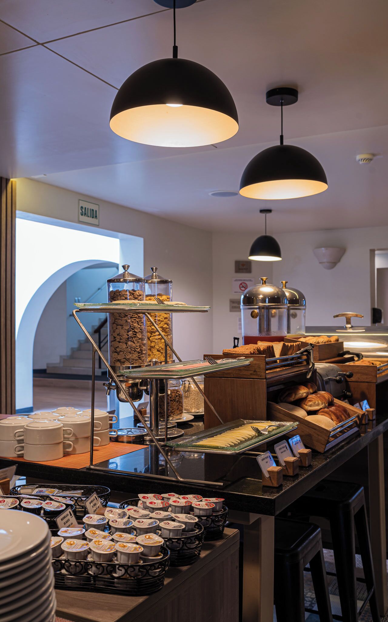 Tägliches inbegriffenes großes Frühstück