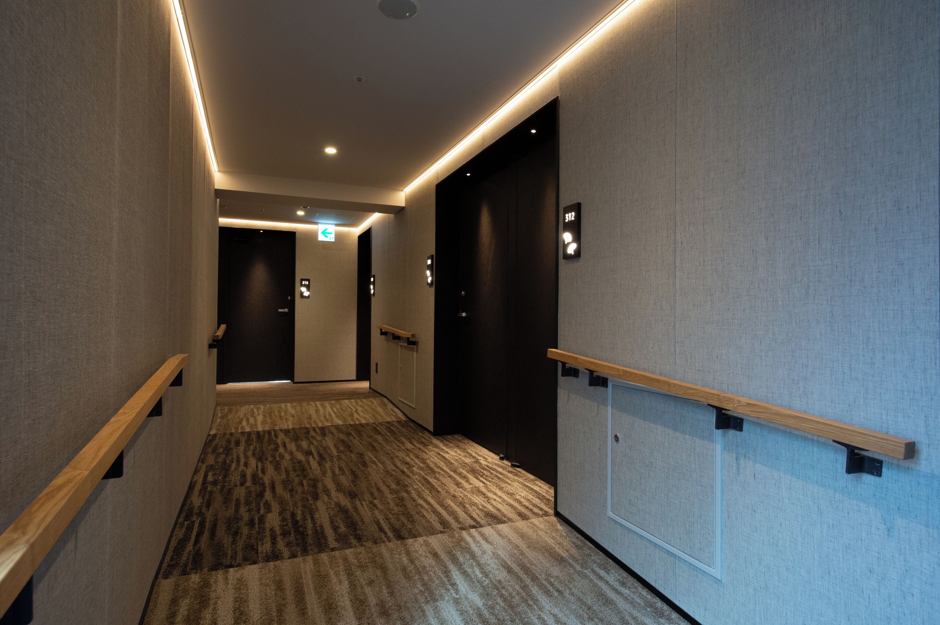 Photo - Belmont Hotel