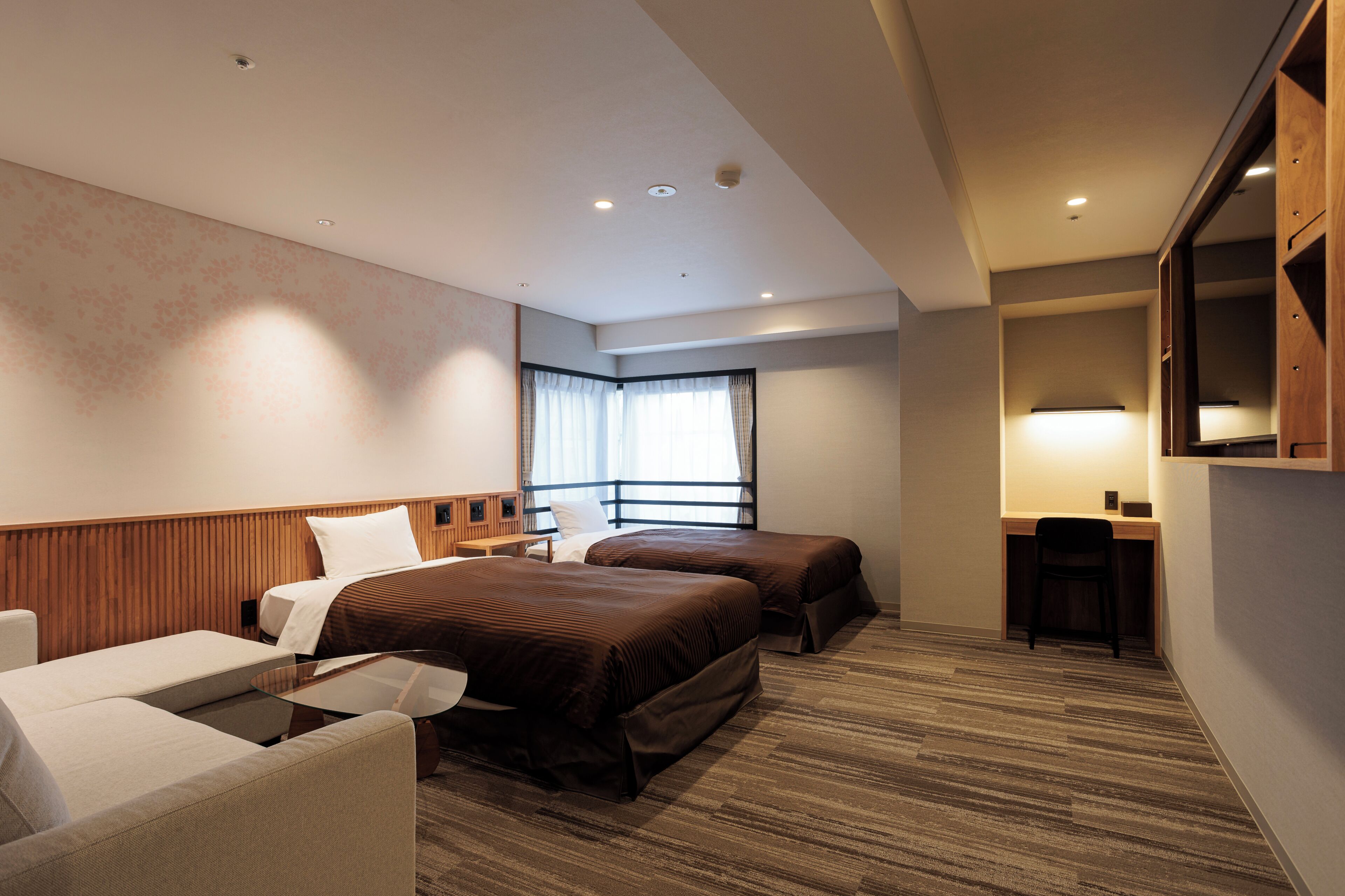 Executive Triple Room | Down comforters, in-room safe, laptop workspace, iron/ironing board