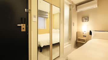 Down duvets, individually decorated, individually furnished, desk