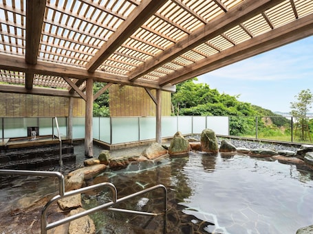 In-room safe, desk, laptop workspace, blackout drapes. Grand Mercure Wakayama Minabe Resort & Spa