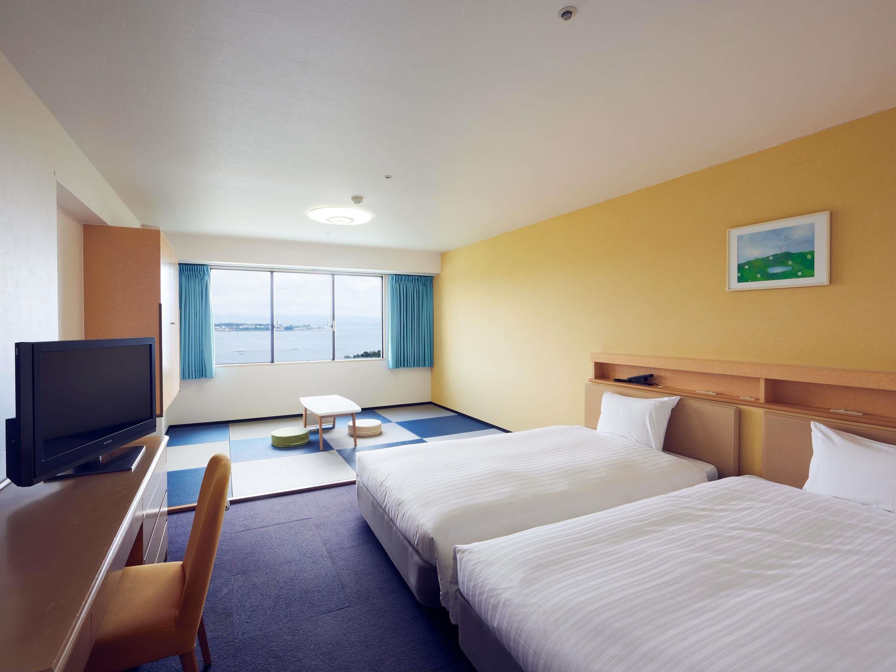 In-room safe, desk, laptop workspace, blackout curtains