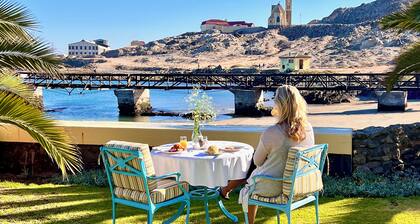 Lüderitz Nest Hotel