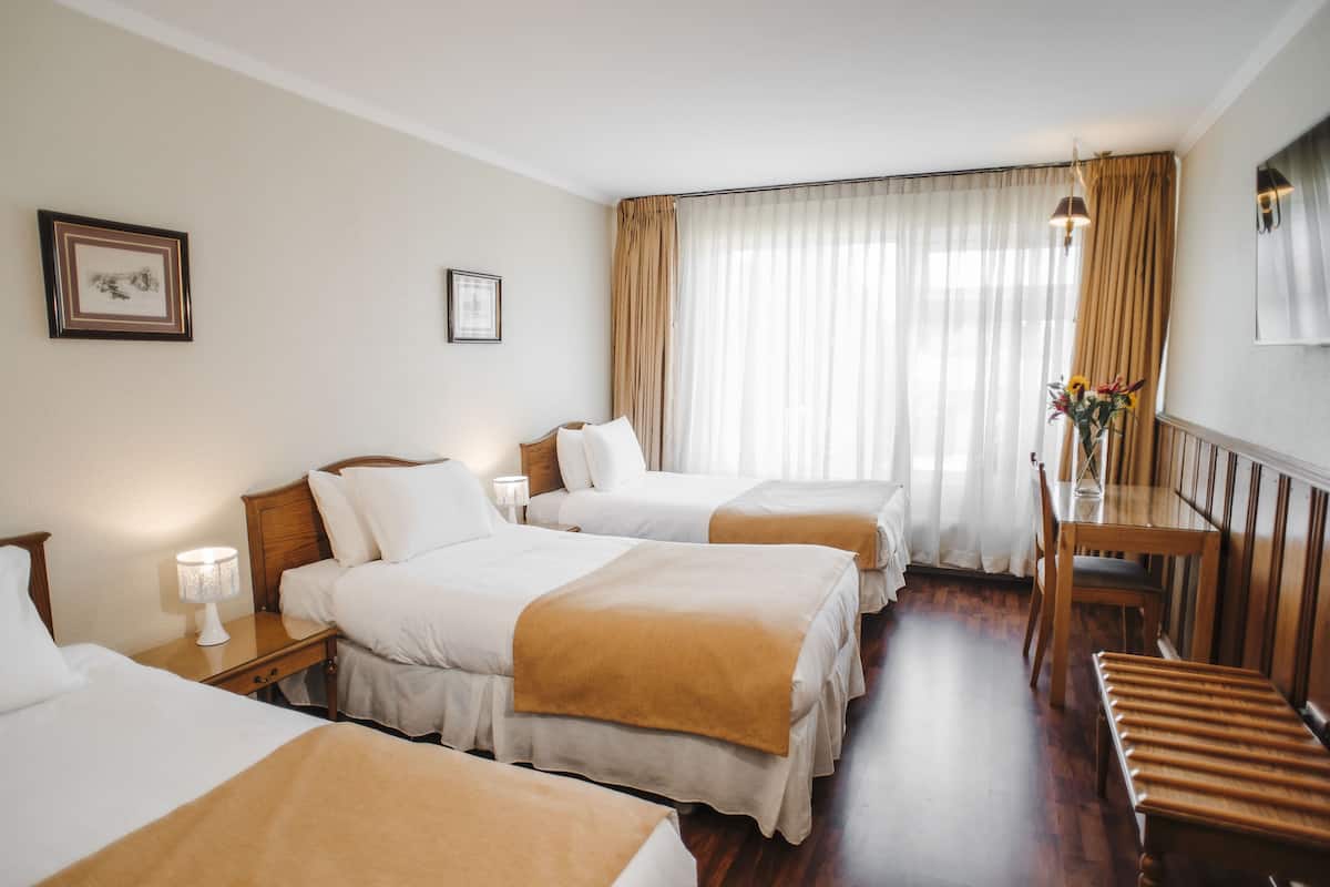 Chambre triple de base | 1 chambre, literie de qualité, couette en duvet