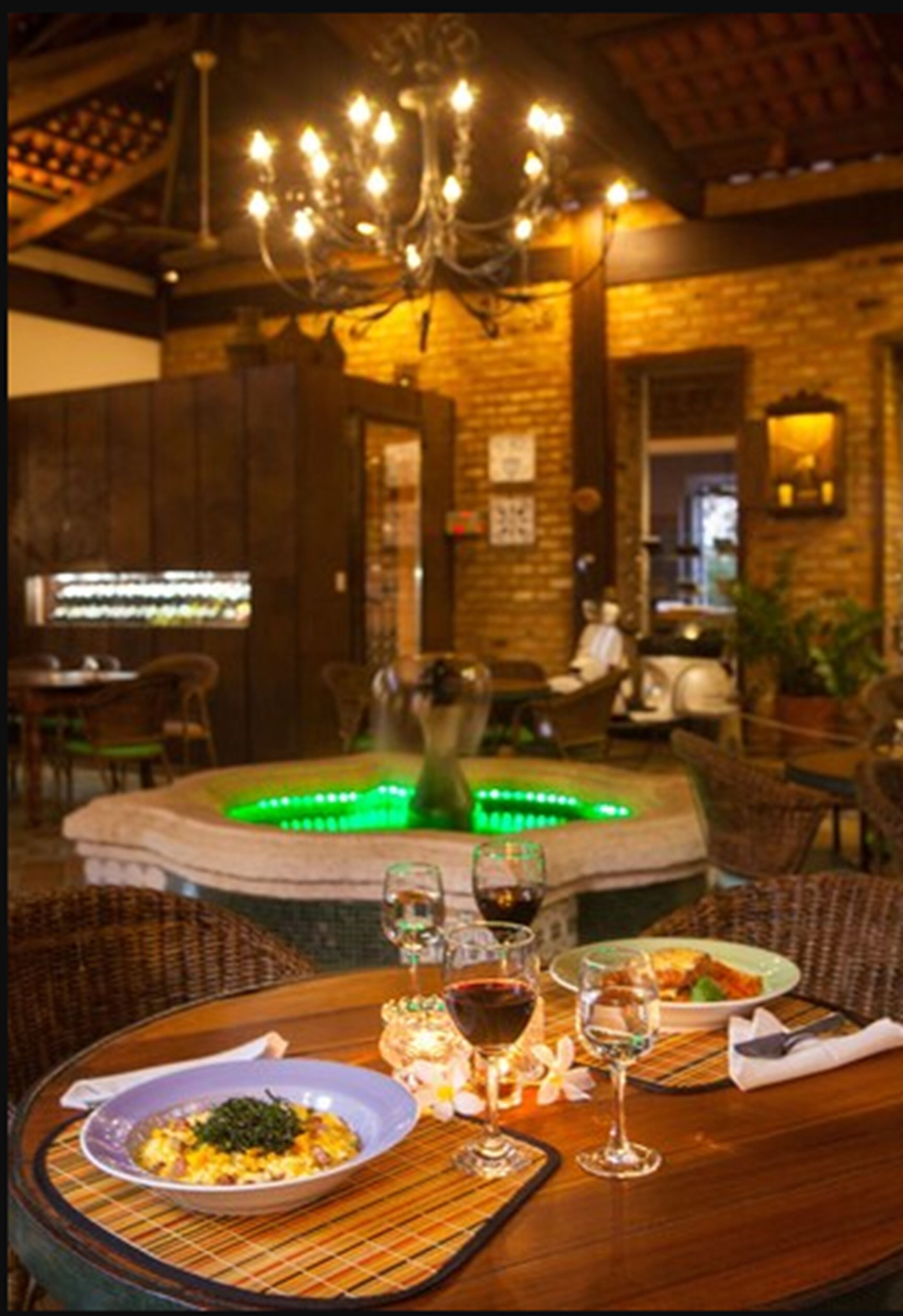 lunch and dinner served, regional cuisine