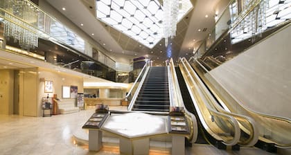 Shin Osaka Washington Hotel Plaza