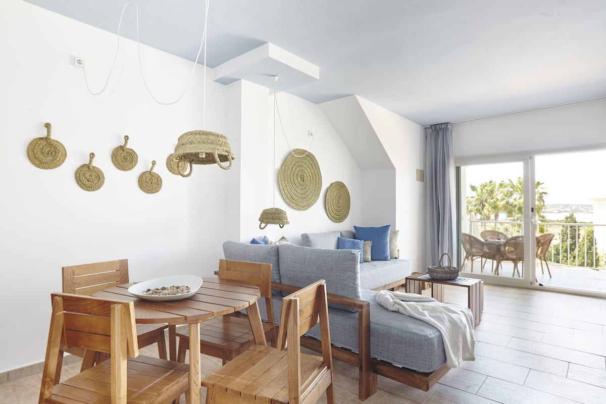 Apartment, 1 Bedroom | Living area