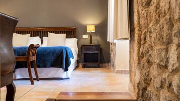 Superior Apartment, 1 Bedroom | In-room safe, blackout drapes, soundproofing, iron/ironing board