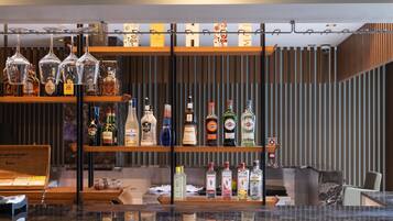 Bar (en el alojamiento)