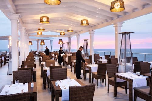 3 Restaurants, Frühstück, Mittagessen, Abendessen, asiatische Küche