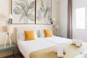 Villa | 3 bedrooms, in-room safe, desk, blackout drapes