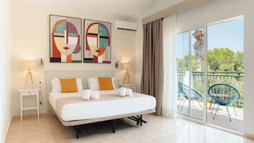 Villa | 3 bedrooms, in-room safe, desk, blackout curtains