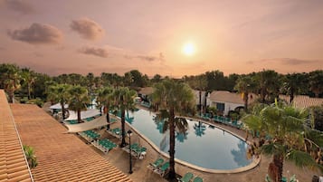 3 outdoor pools, pool umbrellas, sun loungers