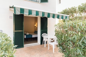 Camera con letto matrimoniale o 2 letti singoli | Terrazza/patio