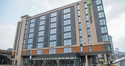 Holiday Inn Express Sheffield City Centre by IHG