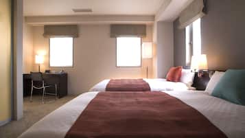 Ropa de cama de alta calidad, cubrecamas y escritorio