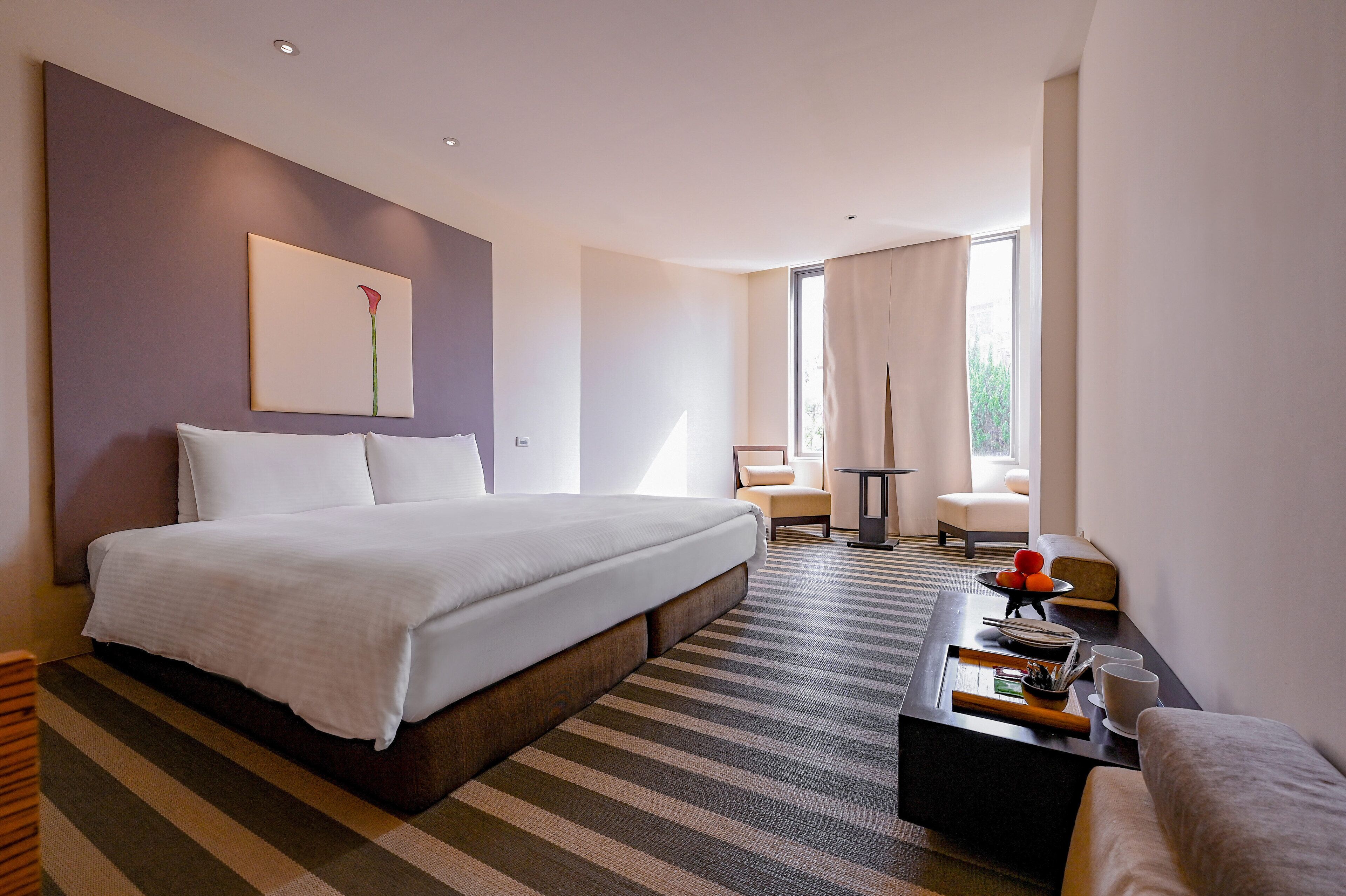 Standard Double or Twin Room | In-room safe, desk, blackout curtains, soundproofing