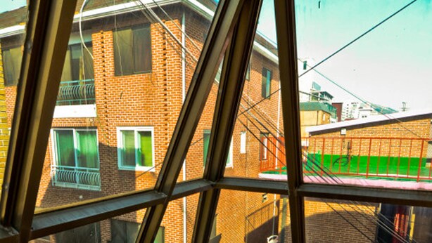 Staircase - Kimchee Hongdae Guesthouse - Hostel (Seoul)