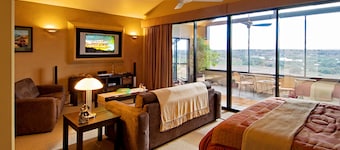 Riverview Rise Retreats