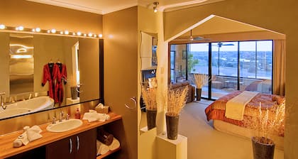 Riverview Rise Retreats