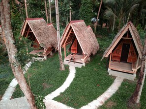 Private Cottage Fan Room for 2 | เตารีด/โต๊ะรีดผ้า, Wi-Fi ฟรี, ผ้าปูที่นอน