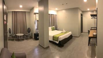 Suite, 1 Queen Bed | Minibar, in-room safe, desk, iron/ironing board