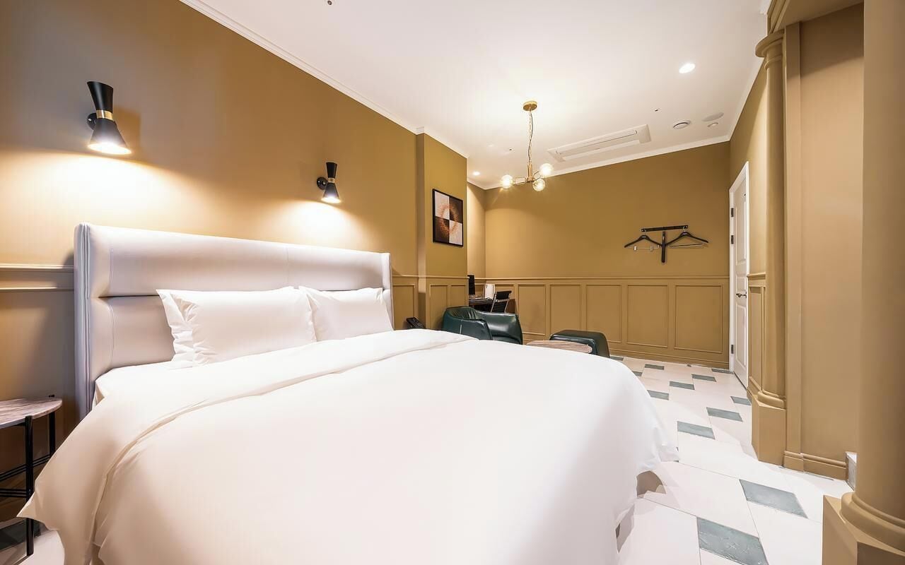 Ropa de cama de alta calidad, cubrecamas y colchones con efecto memoria 