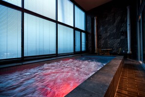 Interior detail - Partyz in Classic (Suwon)